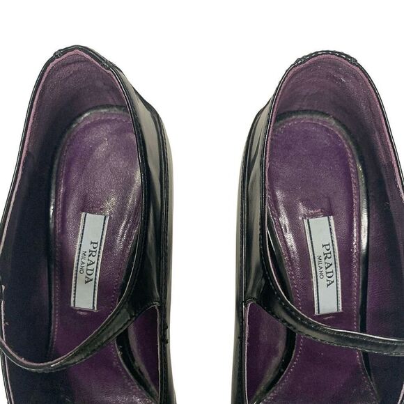 Prada Mary Jane Runway 2012 Black Leather Grey Rubber Cap Toe Heels EU 37.5 Pump - Picture 4 of 10